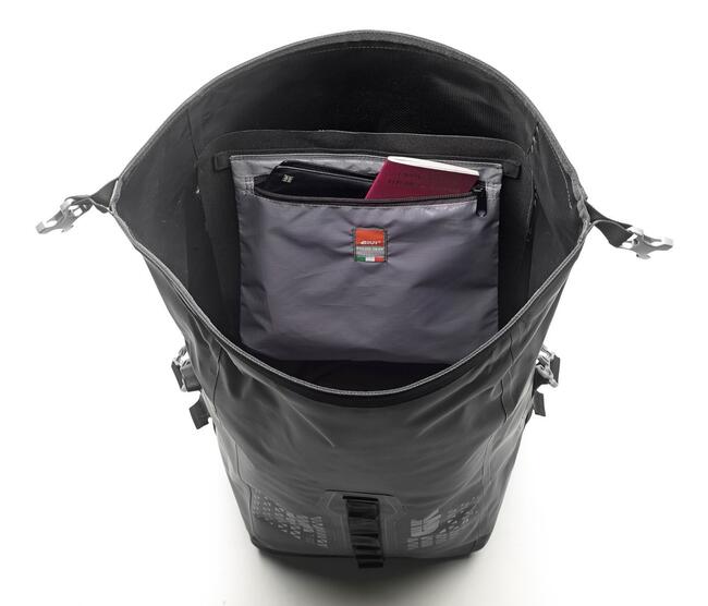 Zaino Rullo Waterproof 35lt Givi Ut802